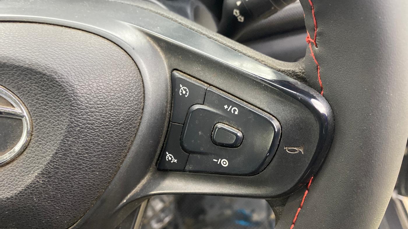2021 Tata ALTROZ XZ DIESEL, Diesel, Manual, 60,573 km, Adaptive Cruise Control