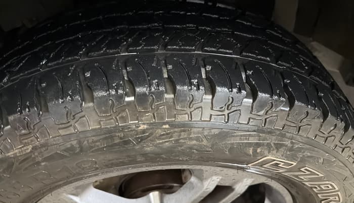 2021 Mahindra Thar LX HT PETROL 4WD MT, Petrol, Manual, 29,447 km, Left Front Tyre Tread