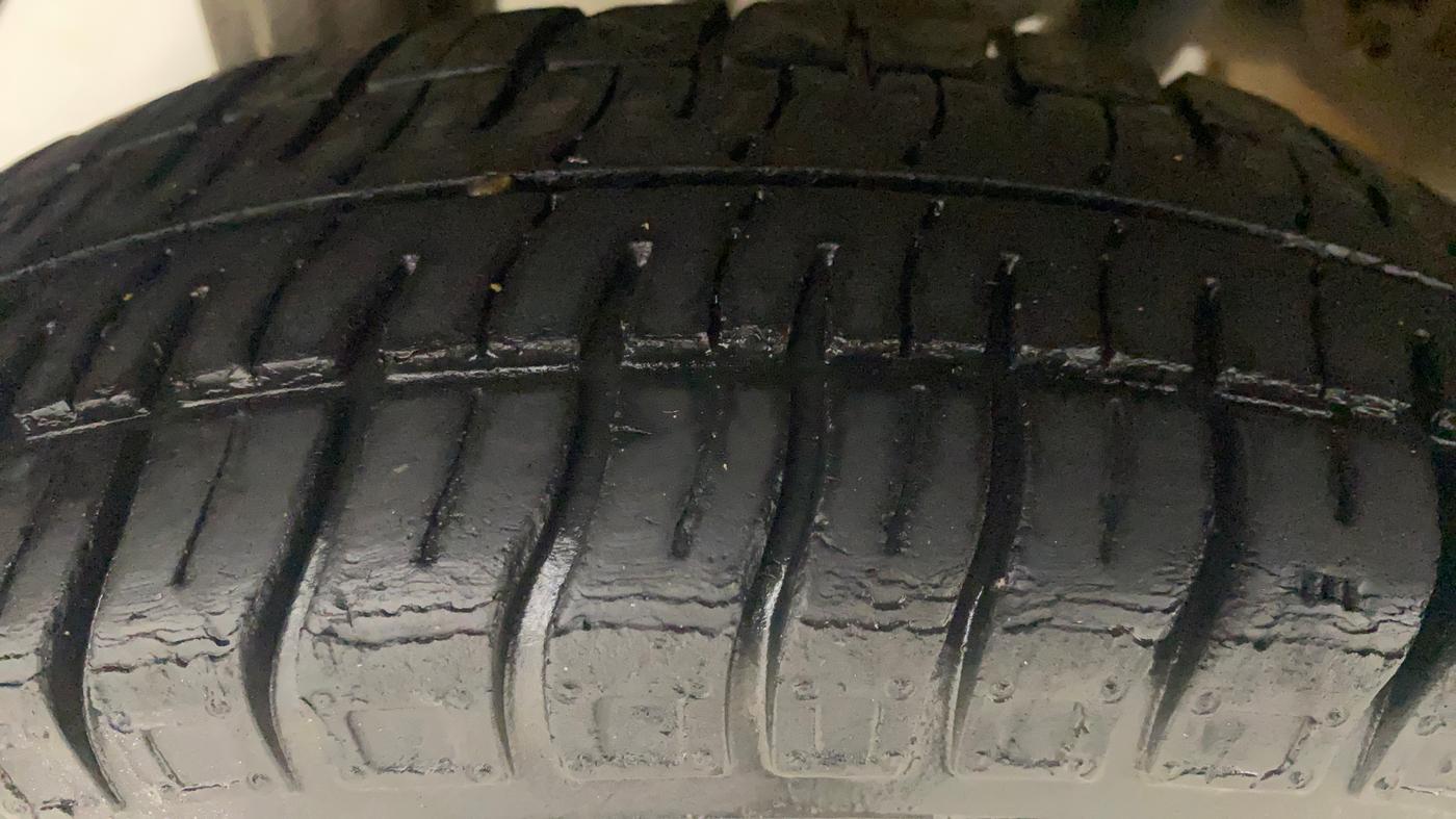 2018 Maruti Alto 800 LXI, Petrol, Manual, 52,429 km, Right Rear Tyre Tread