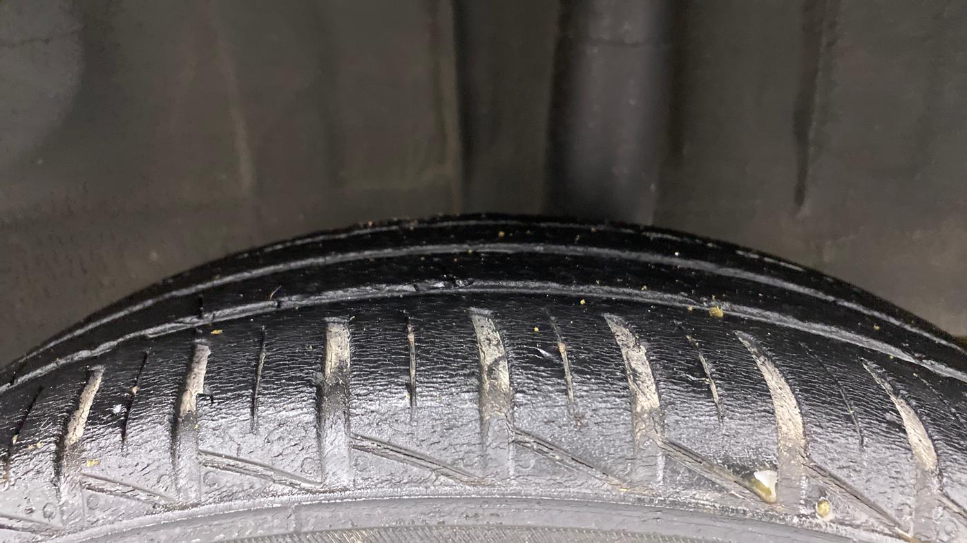 2020 Renault Kwid RXT 0.8, Petrol, Manual, 66,696 km, Left Rear Tyre Tread