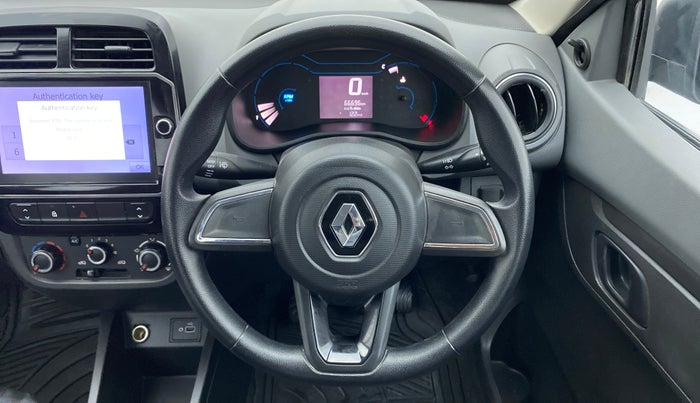 2020 Renault Kwid RXT 0.8, Petrol, Manual, 66,696 km, Steering Wheel Close Up