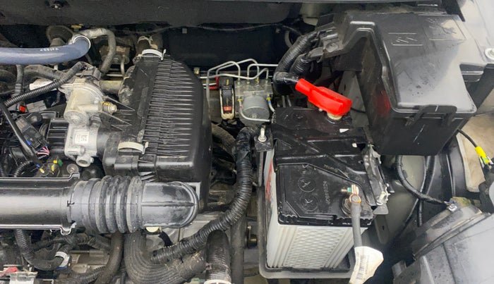 2024 Renault TRIBER RXZ, Petrol, Manual, 5,354 km, Engine View - Left