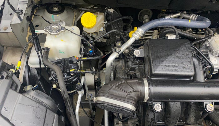 2024 Renault TRIBER RXZ, Petrol, Manual, 5,354 km, Engine View - Right