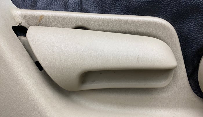 2014 Maruti Swift Dzire ZXI, Petrol, Manual, 1,00,618 km, Driver Side Adjustment Panel