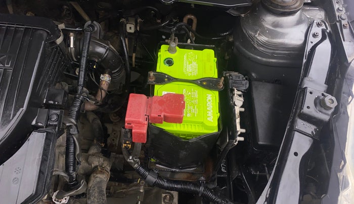 2014 Maruti Swift Dzire ZXI, Petrol, Manual, 1,00,618 km, Engine View - Left