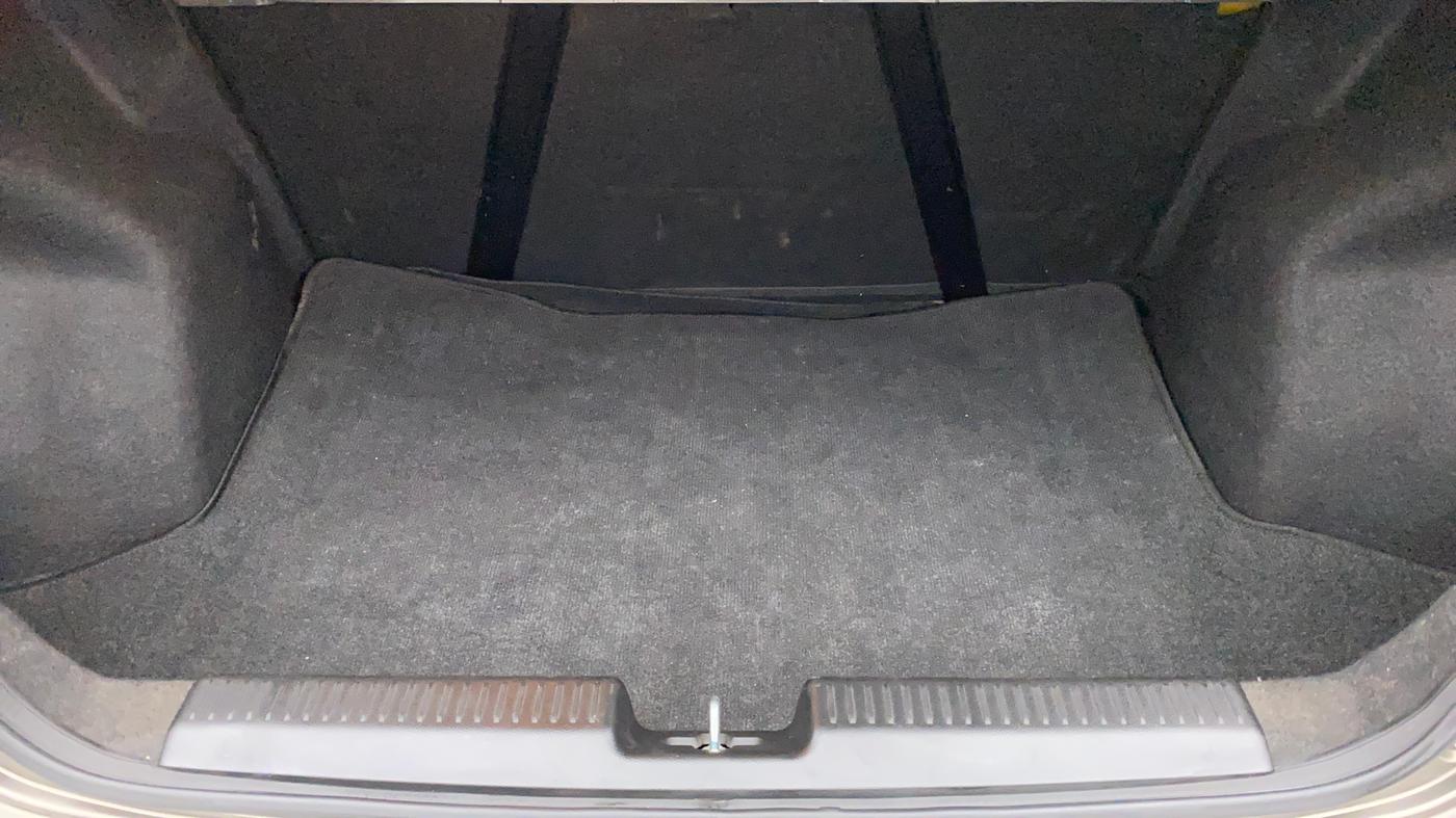 2017 Maruti Dzire VXI, Petrol, Manual, 33,052 km, Boot Inside
