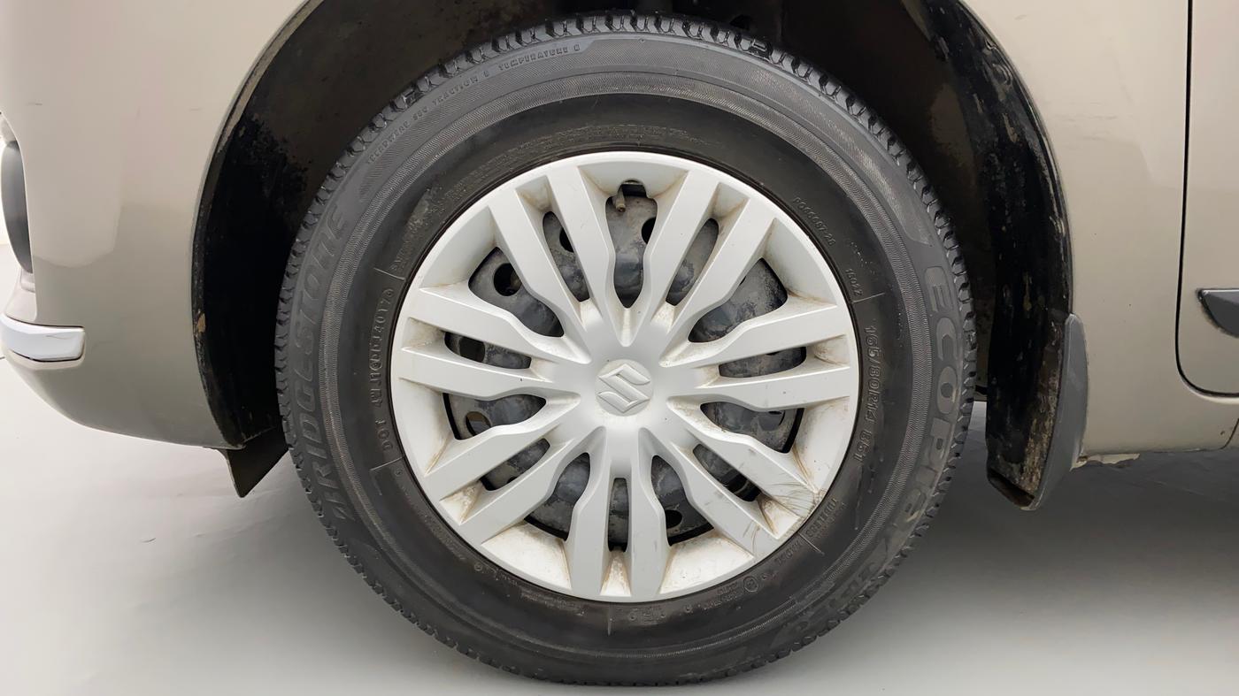 2017 Maruti Dzire VXI, Petrol, Manual, 33,052 km, Left Front Wheel
