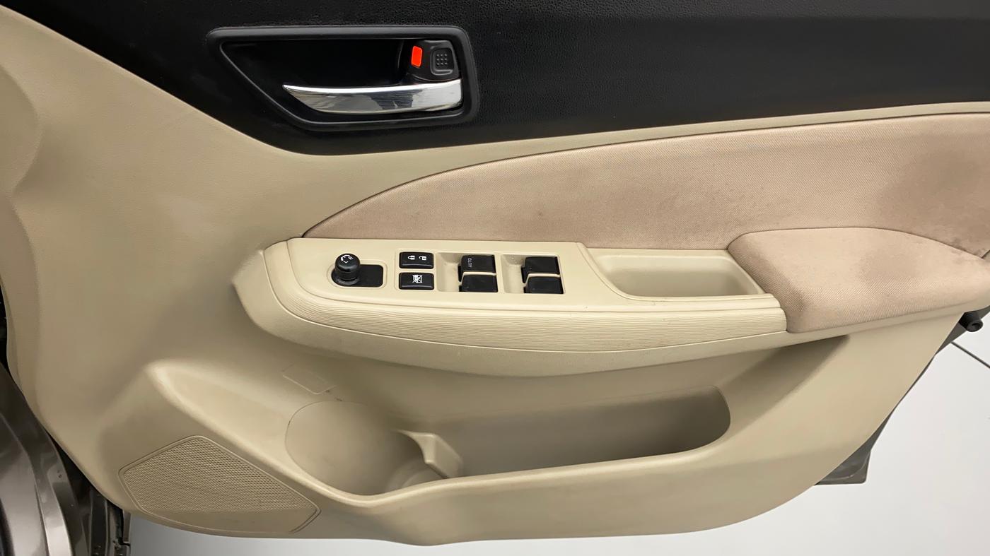 2017 Maruti Dzire VXI, Petrol, Manual, 33,052 km, Driver Side Door Panels Control