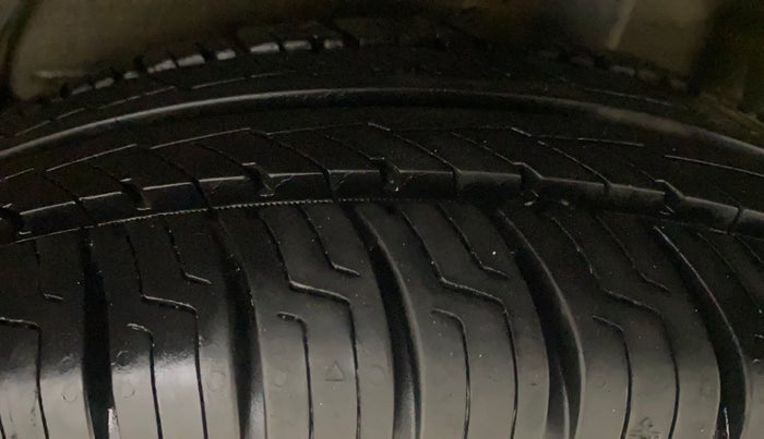 2019 Maruti Celerio VXI (O), Petrol, Manual, 38,105 km, Left Rear Tyre Tread