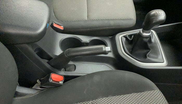 2017 Hyundai Creta E 1.6 PETROL, Petrol, Manual, 42,305 km, Gear Lever