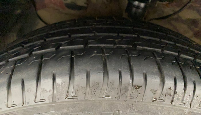 2017 Hyundai Creta E 1.6 PETROL, Petrol, Manual, 42,305 km, Left Front Tyre Tread