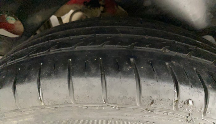 2017 Hyundai Creta E 1.6 PETROL, Petrol, Manual, 42,305 km, Left Rear Tyre Tread