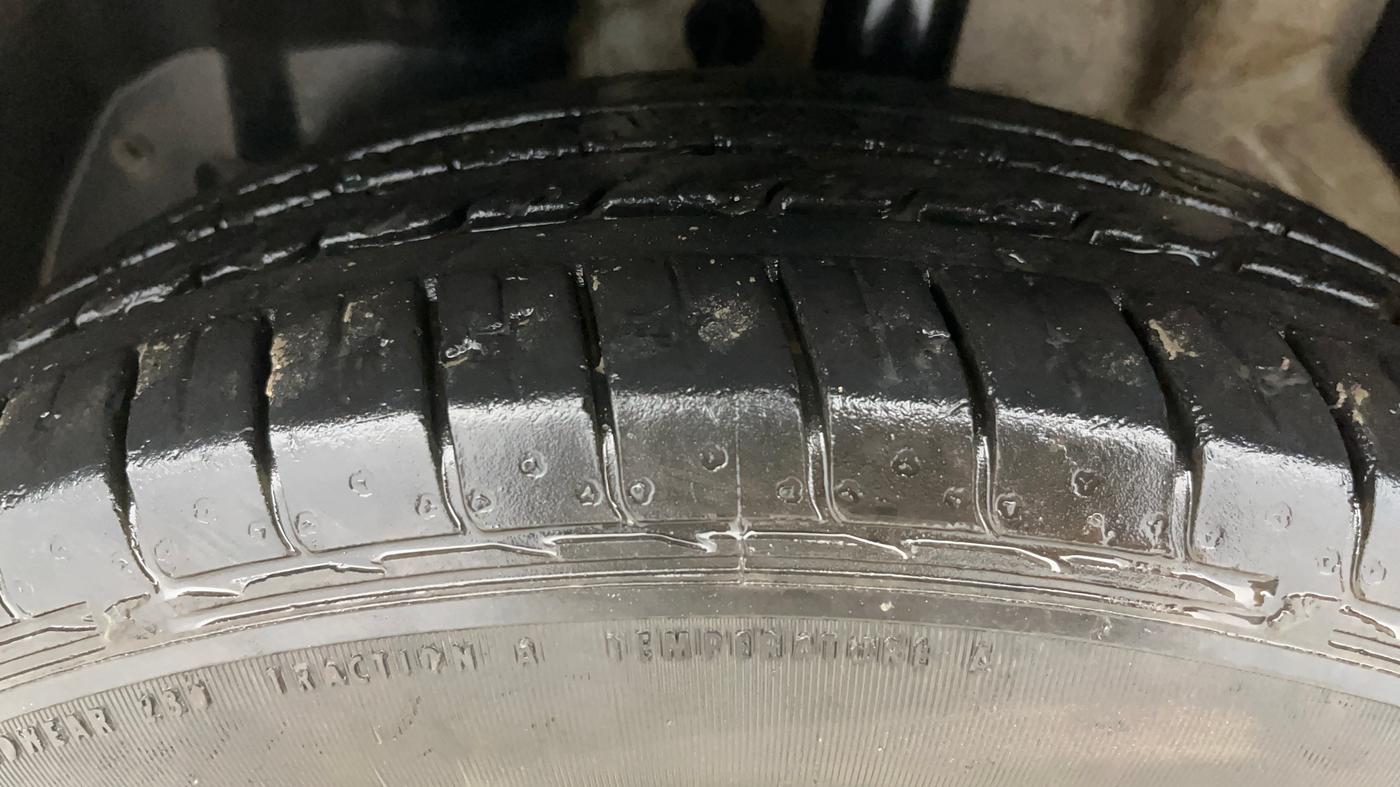 2020 MG HECTOR SHARP 1.5 DCT PETROL, Petrol, Automatic, 59,261 km, Left Front Tyre Tread