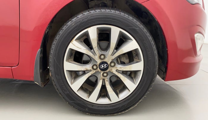 2015 Hyundai Verna FLUIDIC 4S 1.6 VTVT S(O), Petrol, Manual, 51,974 km, Right Front Wheel