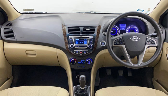 2015 Hyundai Verna FLUIDIC 4S 1.6 VTVT S(O), Petrol, Manual, 51,974 km, Dashboard