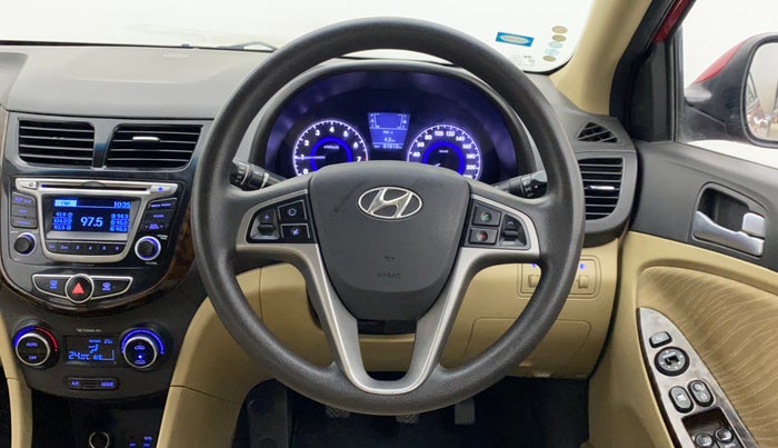 2015 Hyundai Verna FLUIDIC 4S 1.6 VTVT S(O), Petrol, Manual, 51,974 km, Steering Wheel Close Up