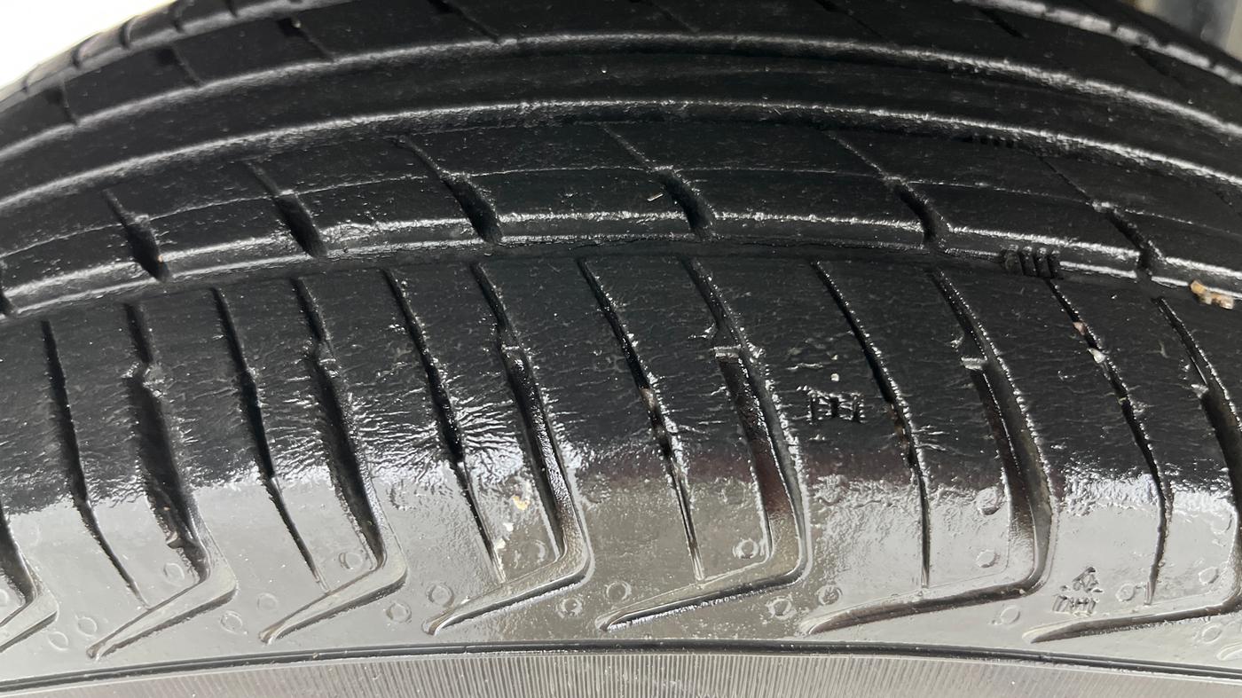 2018 Renault Kwid RXL, Petrol, Manual, 38,368 km, Right Rear Tyre Tread