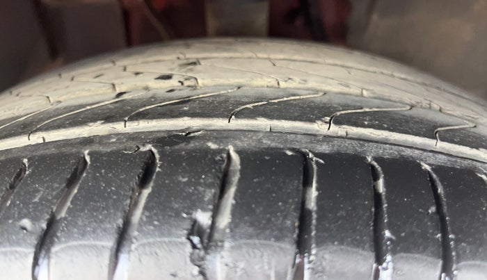 2021 Tata ALTROZ XZ PLUS DIESEL, Diesel, Manual, 89,664 km, Right Front Tyre Tread