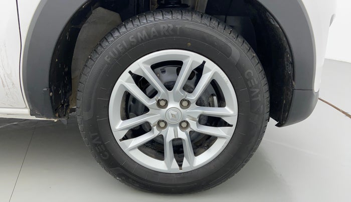 2022 Renault TRIBER RXL MT, Petrol, Manual, 6,876 km, Right Front Wheel