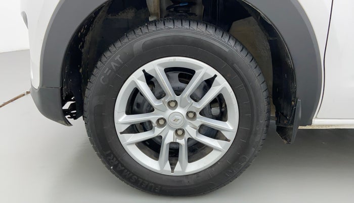 2022 Renault TRIBER RXL MT, Petrol, Manual, 6,876 km, Left Front Wheel