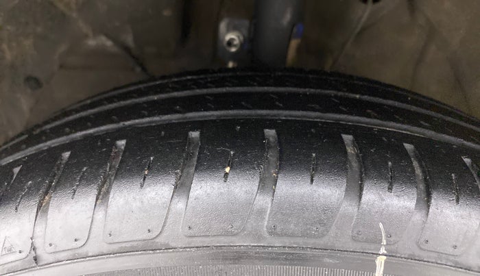 2021 Maruti Dzire VXI, Petrol, Manual, 53,059 km, Left Front Tyre Tread