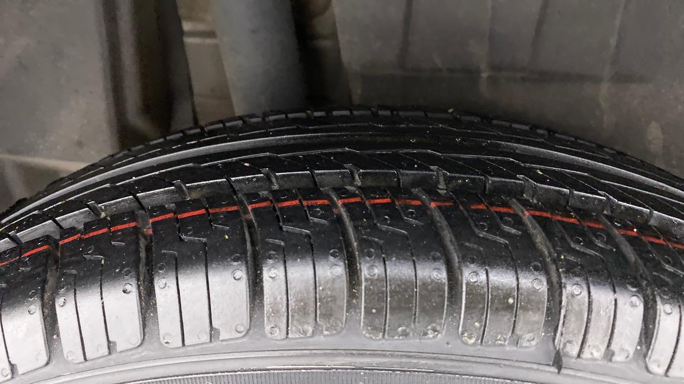 2021 Maruti Dzire VXI, Petrol, Manual, 53,059 km, Right Rear Tyre Tread