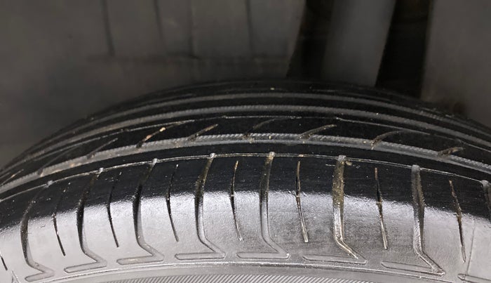 2021 Maruti Dzire VXI, Petrol, Manual, 53,059 km, Left Rear Tyre Tread