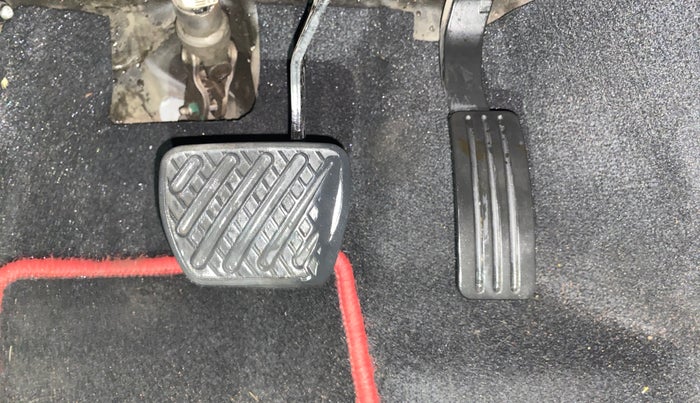 2017 Renault Duster RXS CVT, Petrol, Automatic, 61,503 km, Pedals