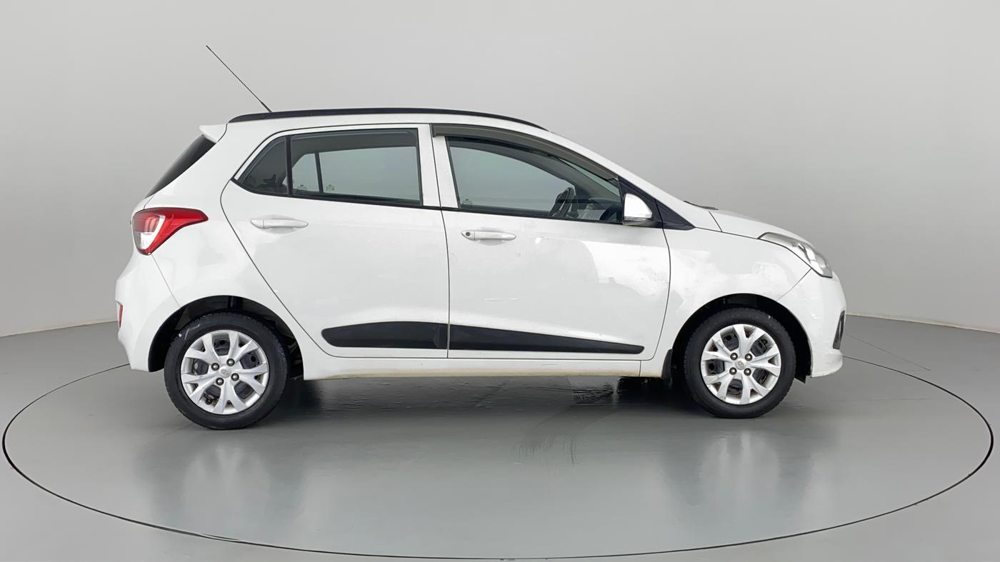 2016 Hyundai Grand i10 SPORTZ 1.2 KAPPA VTVT, Petrol, Manual, 59,566 km, Right Side View