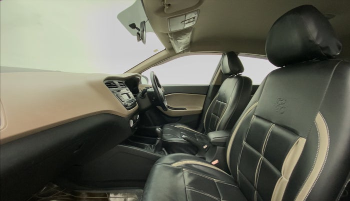 2015 Hyundai Elite i20 MAGNA 1.2, Petrol, Manual, 38,860 km, Right Side Front Door Cabin