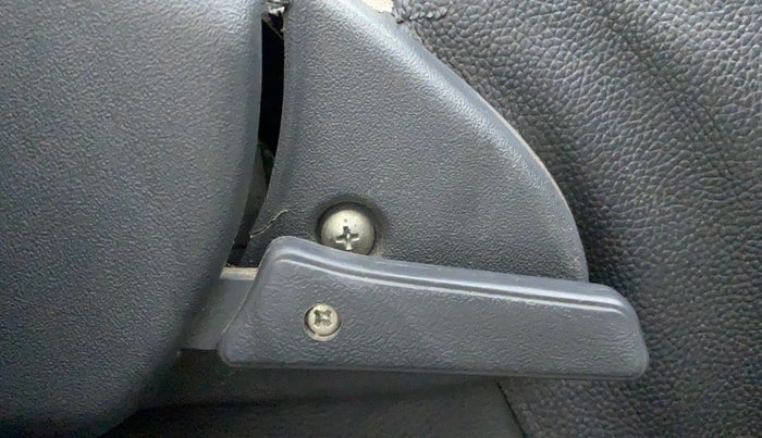 2016 Maruti Alto 800 LXI, Petrol, Manual, 27,335 km, Driver Side Adjustment Panel
