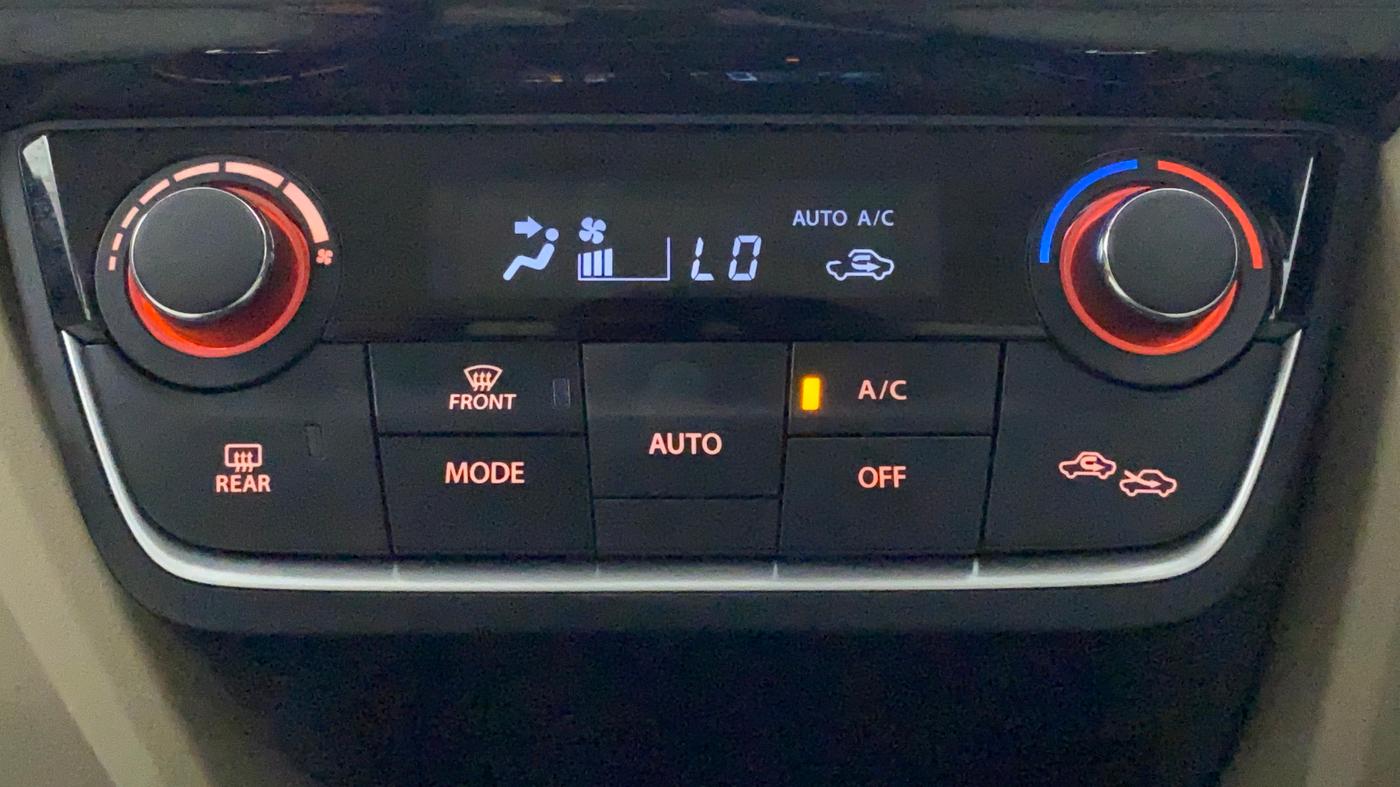 2022 Maruti Dzire ZXI CNG, CNG, Manual, 4,068 km, Automatic Climate Control