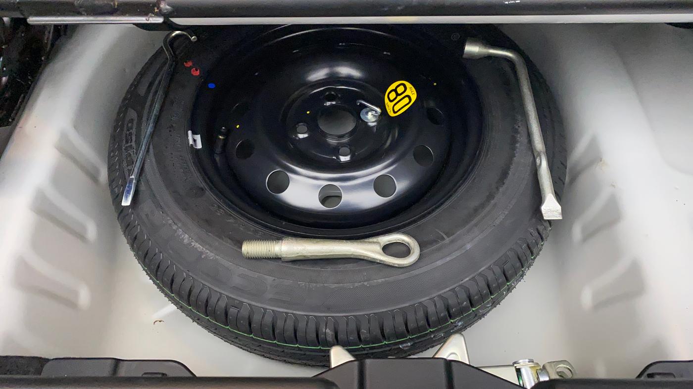 2022 Maruti Dzire ZXI CNG, CNG, Manual, 4,068 km, Spare Tyre