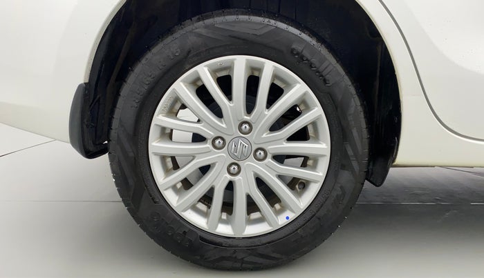 2022 Maruti Dzire ZXI CNG, CNG, Manual, 4,068 km, Right Rear Wheel
