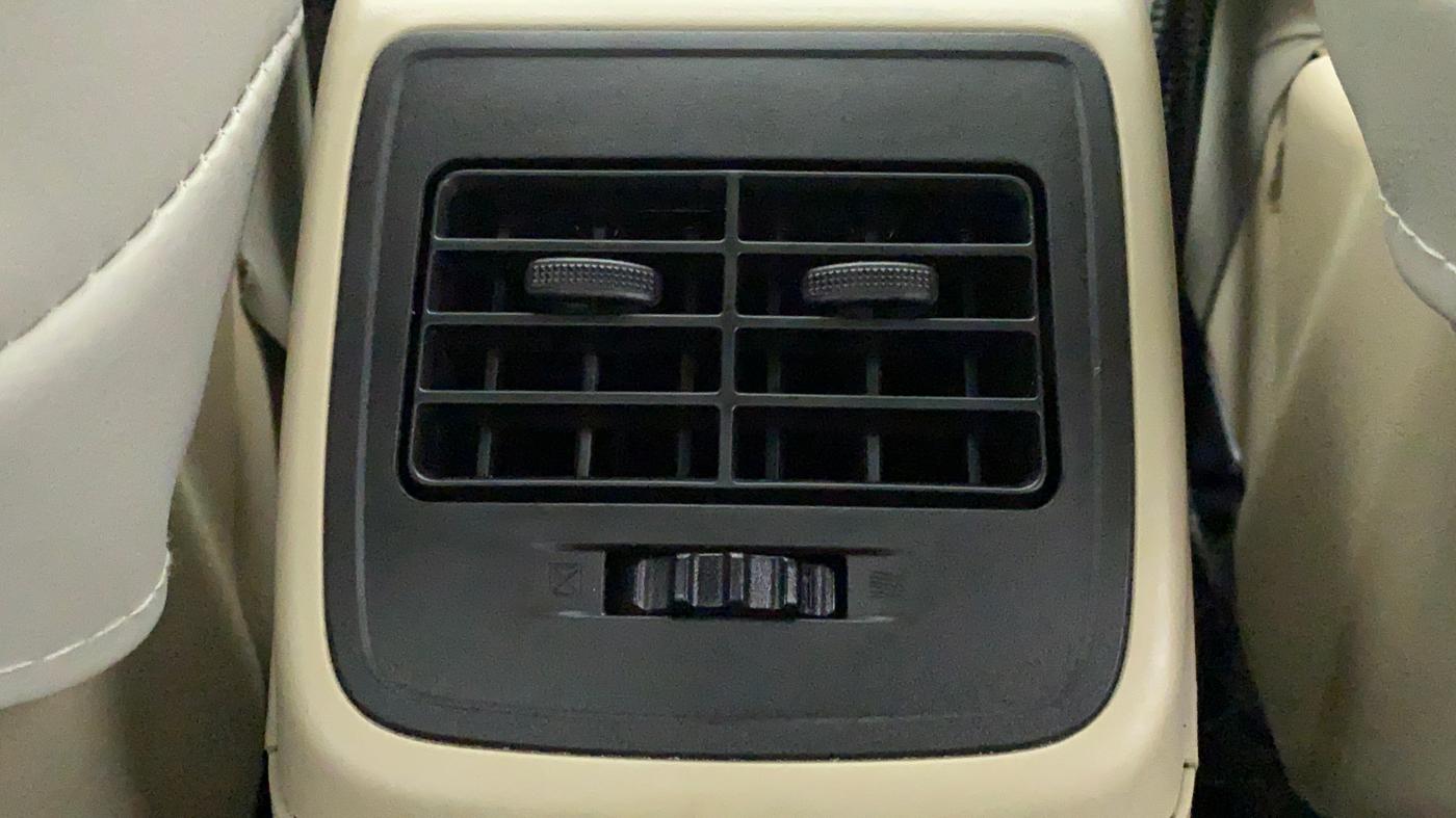 2022 Maruti Dzire ZXI CNG, CNG, Manual, 4,068 km, Rear AC Vents