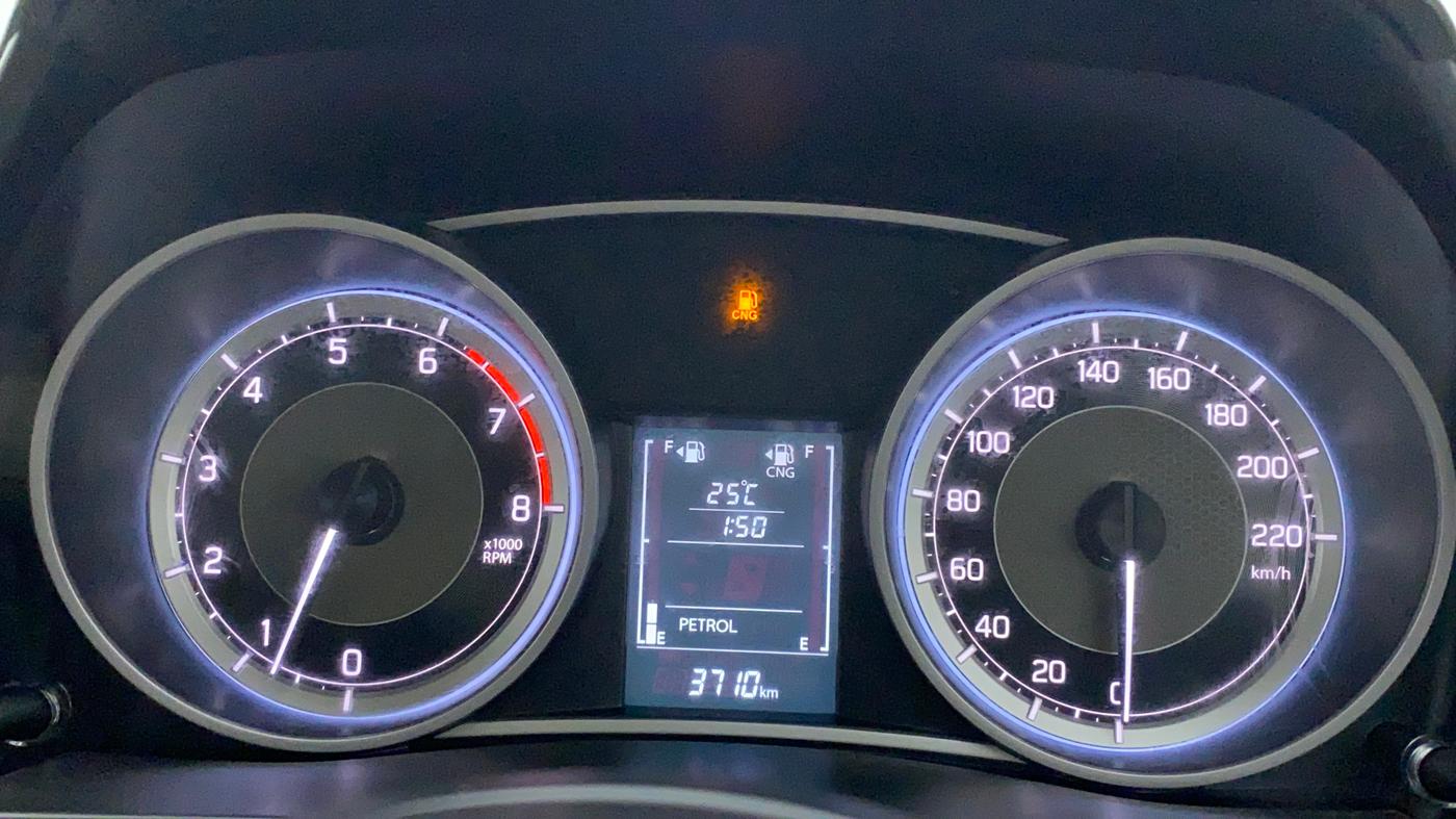 2022 Maruti Dzire ZXI CNG, CNG, Manual, 4,068 km, Odometer Image