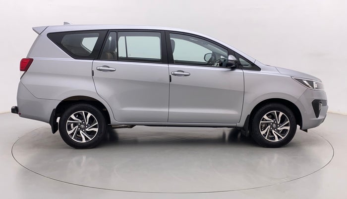2022 Toyota Innova Crysta 2.7 GX 7 STR MT, Petrol, Manual, 4,310 km, Right Side View