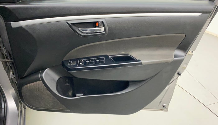 2012 Maruti Swift VXI, Petrol, Manual, 79,156 km, Driver Side Door Panels Control
