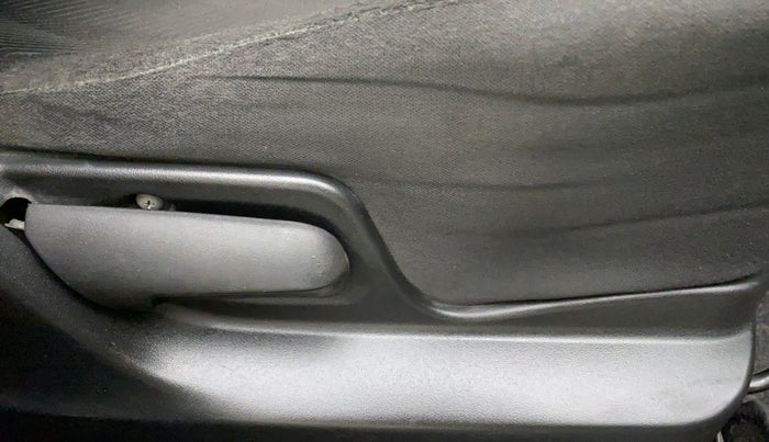 2012 Maruti Swift VXI, Petrol, Manual, 79,156 km, Driver Side Adjustment Panel