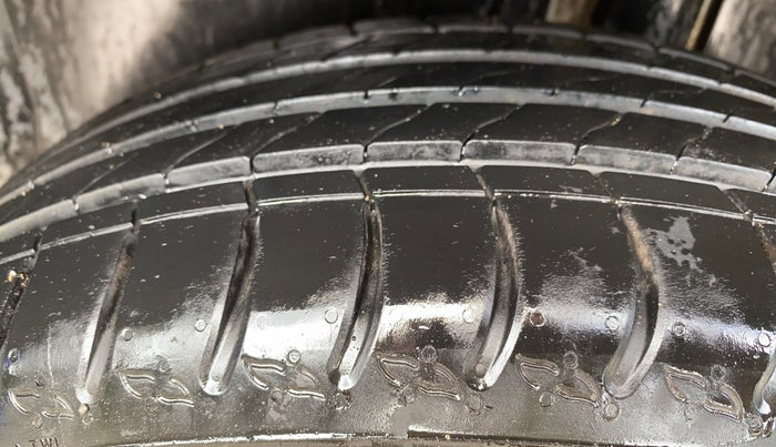 2024 Volkswagen TAIGUN GT Line 1.0L TSI MT, Petrol, Manual, 17,691 km, Left Rear Tyre Tread