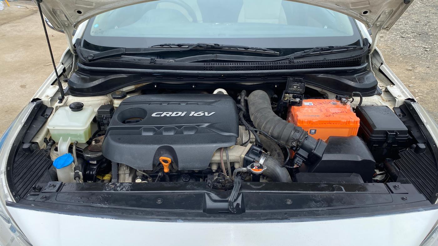 2018 Hyundai Verna 1.6 EX CRDI, Diesel, Manual, 80,426 km, Engine View