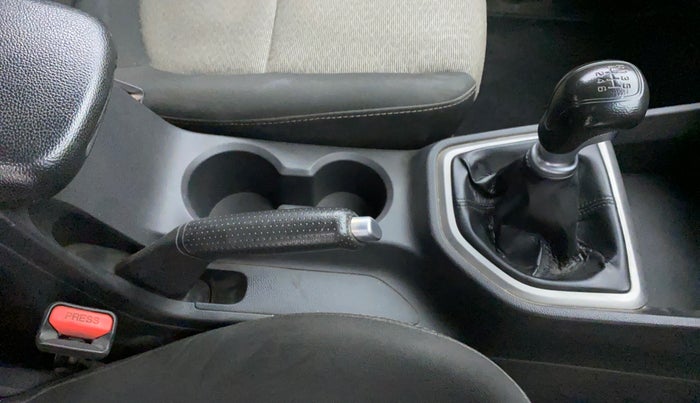 2016 Hyundai Creta 1.6 SX CRDI, Diesel, Manual, Gear Lever