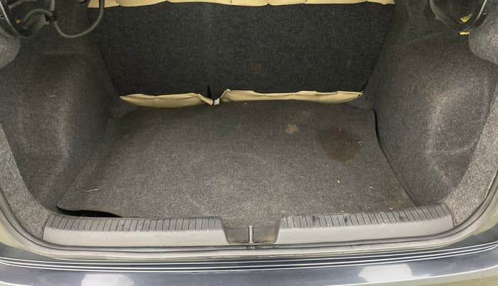 2016 Volkswagen Ameo HIGHLINE DSG 1.5 DIESEL , Diesel, Automatic, 56,857 km, Boot Inside