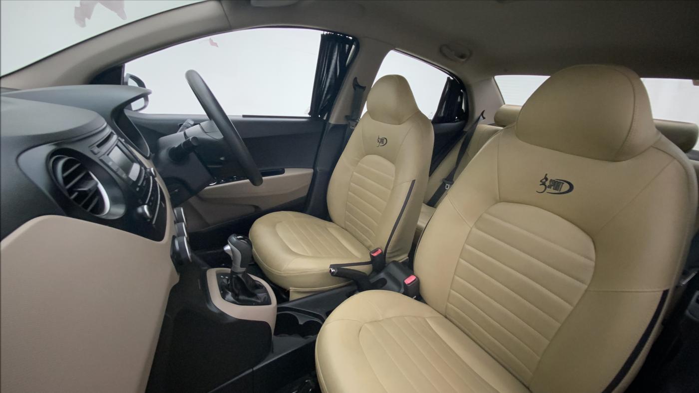 2014 Hyundai Xcent S AT 1.2 (O), Petrol, Automatic, 22,292 km, Right Side Front Door Cabin