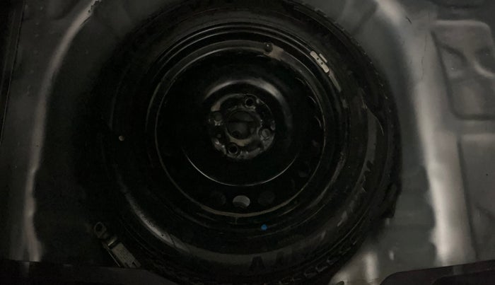 2018 Maruti Baleno DELTA PETROL 1.2, Petrol, Manual, 70,303 km, Spare Tyre