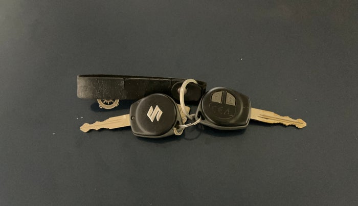 2018 Maruti Baleno DELTA PETROL 1.2, Petrol, Manual, 70,303 km, Key Close Up