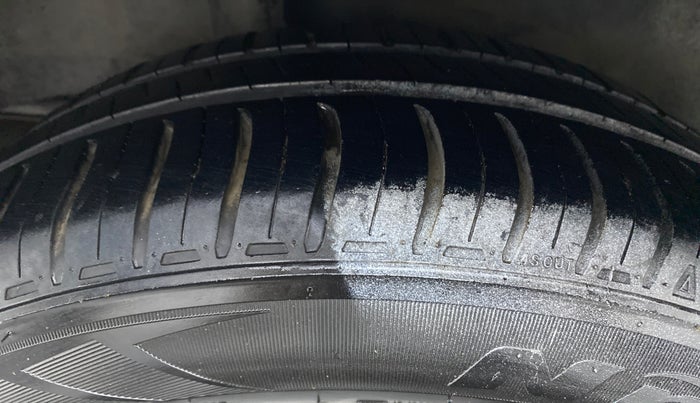 2015 Honda City VX CVT PETROL, Petrol, Automatic, 61,624 km, Right Rear Tyre Tread