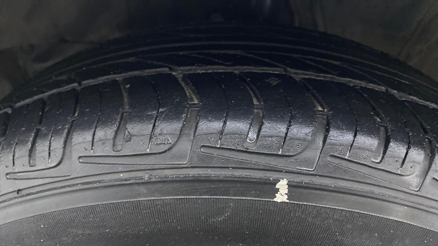 2015 Honda City VX CVT PETROL, Petrol, Automatic, 61,624 km, Left Front Tyre Tread