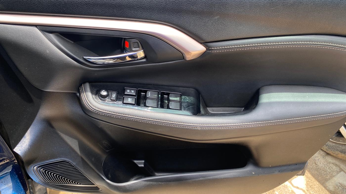 2023 Maruti Grand Vitara ALPHA PLUS HYBRID ECVT, Hybrid, Automatic, 12,535 km, Driver Side Door Panels Control