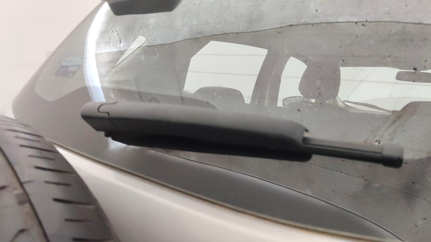 2019 Ford Ecosport TITANIUM 1.5L SIGNATURE EDITION (SUNROOF) PETROL, Petrol, Manual, 1,07,349 km, Rear Wiper